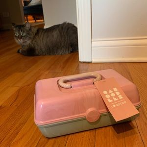 Caboodles “I <3 Retro”